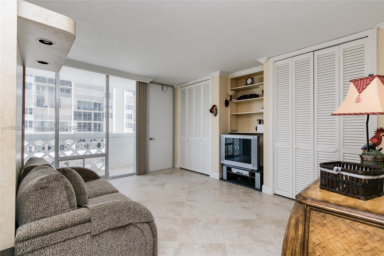 CLOISTER BEACH TOWERS CON - Residential