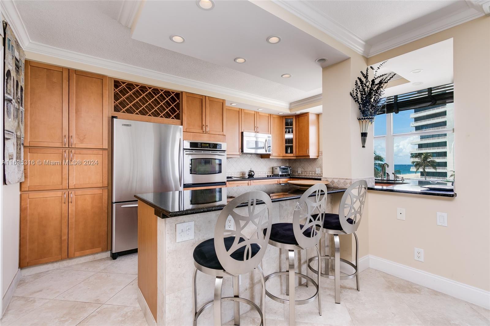 CLOISTER BEACH TOWERS CON - Residential