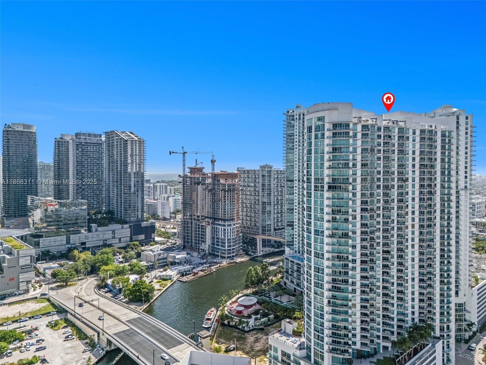 WIND CONDO - Residential