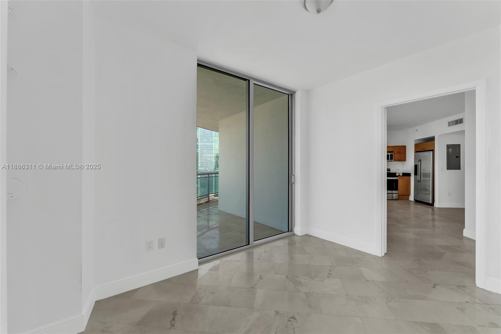 WIND CONDO - Residential