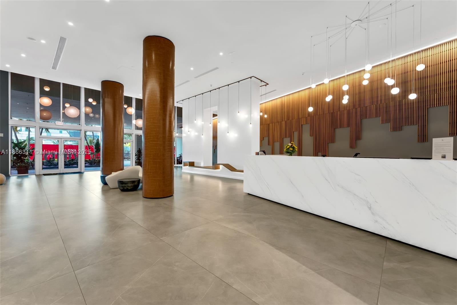 WIND CONDO - Residential