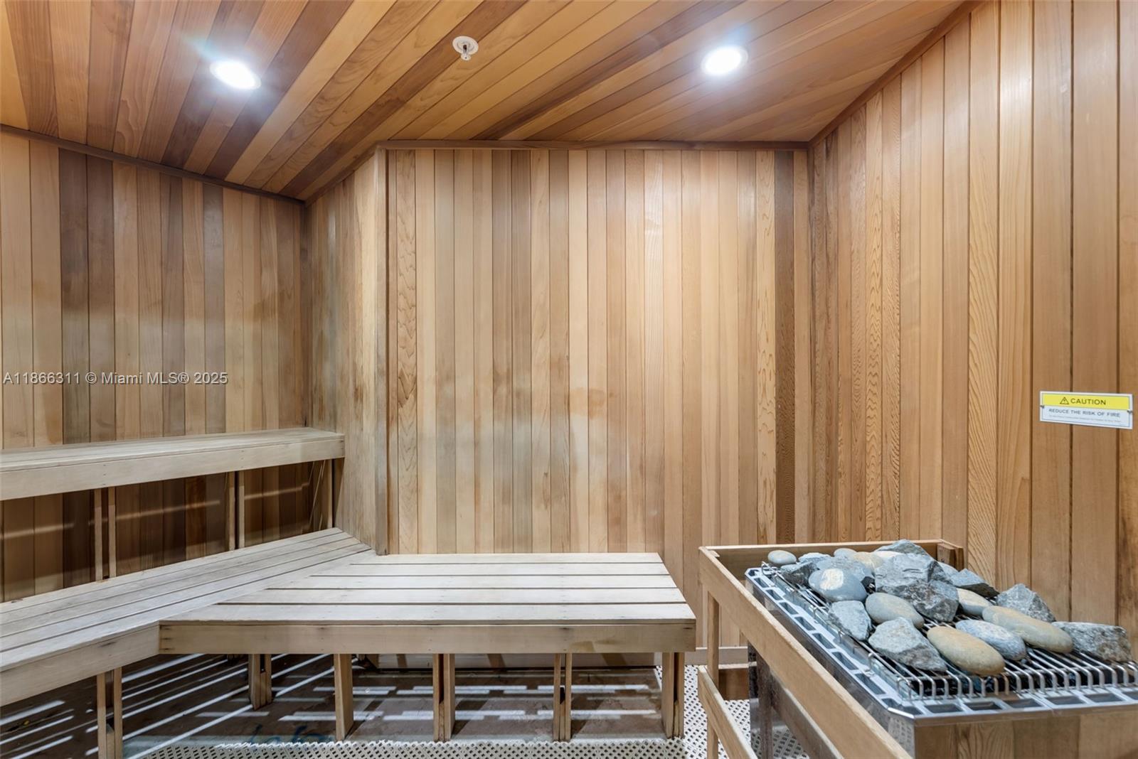 WIND CONDO - Residential