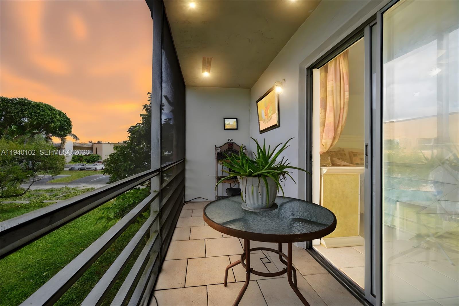 SUNRISE LAKES 110 CONDO - Residential