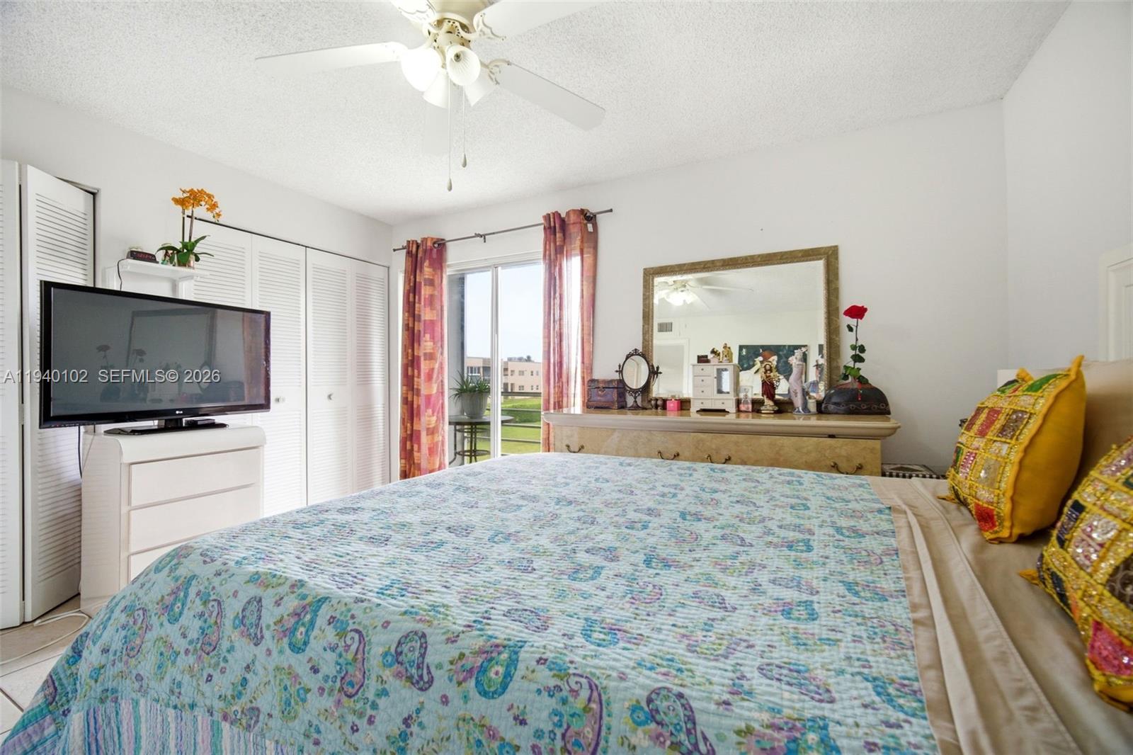 SUNRISE LAKES 110 CONDO - Residential