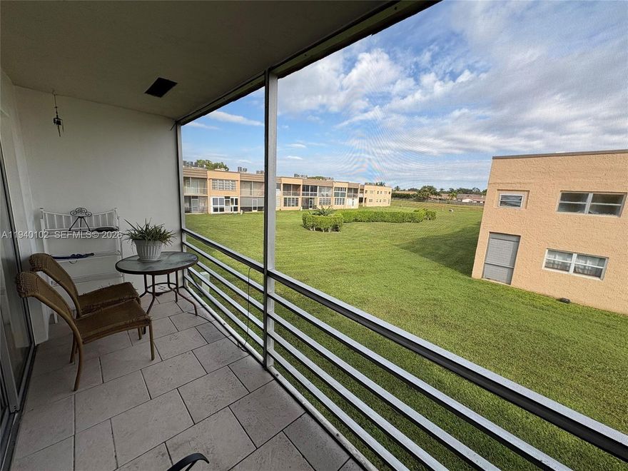 WELL-KEPT 1 BEDROOM, 1 BATHROOM CONDO LOCATED ON THE 2ND FLOOR IN THE DESIRABLE 55+ COMMUNITY OF SUNRISE LAKES PHASE 3. THIS UNIT FEATURES A BRIGHT, SPACIOUS LIVING AREA WITH NEUTRAL TILE FLOORING THROUGHOUT AND PLENTY OF NATURAL LIGHT. ENJOY RELAXING MORNINGS ON THE SCREENED-IN BALCONY OVERLOOKING PEACEFUL GREEN SPACE AND MANICURED GROUNDS. CLEAN AND MOVE-IN READY WITH AMPLE STORAGE AND A FUNCTIONAL LAYOUT.
COMMUNITY AMENITIES INCLUDE A CLUBHOUSE, 5 SWIMMING POOLS, FITNESS CENTER, TENNIS COURTS, SHUFFLEBOARD, PICKLEBALL,  BILLIARDS, LIBRARY, COURTESY BUS, AND AN ACTIVE SOCIAL CALENDAR. CONVENIENTLY LOCATED NEAR SHOPPING, DINING, MEDICAL FACILITIES, AND MAJOR ROADWAYS. QUIET, WELL-MAINTAINED COMMUNITY.