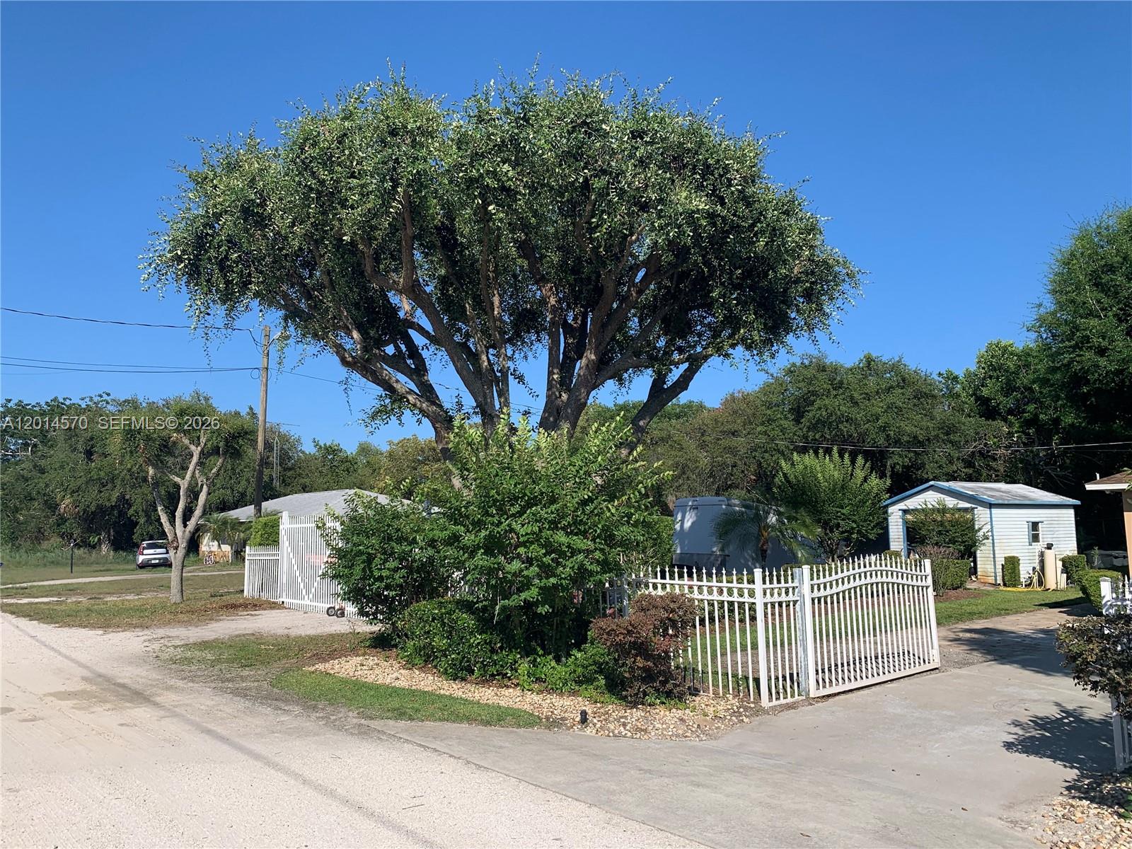 PLACID RIDGE AND SOUTH - Residential