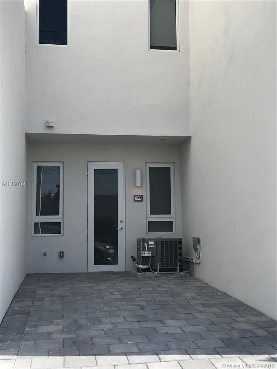 Landmark at Doral condo 3 - Residential Lease