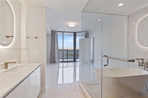 700 NE 24 2406 Miami FL 33137