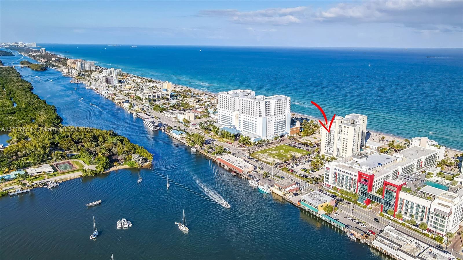 Property for Sale at 322 Buchanan St 907, Hollywood, Broward County, Florida - Bedrooms: 2 
Bathrooms: 2  - $585,000