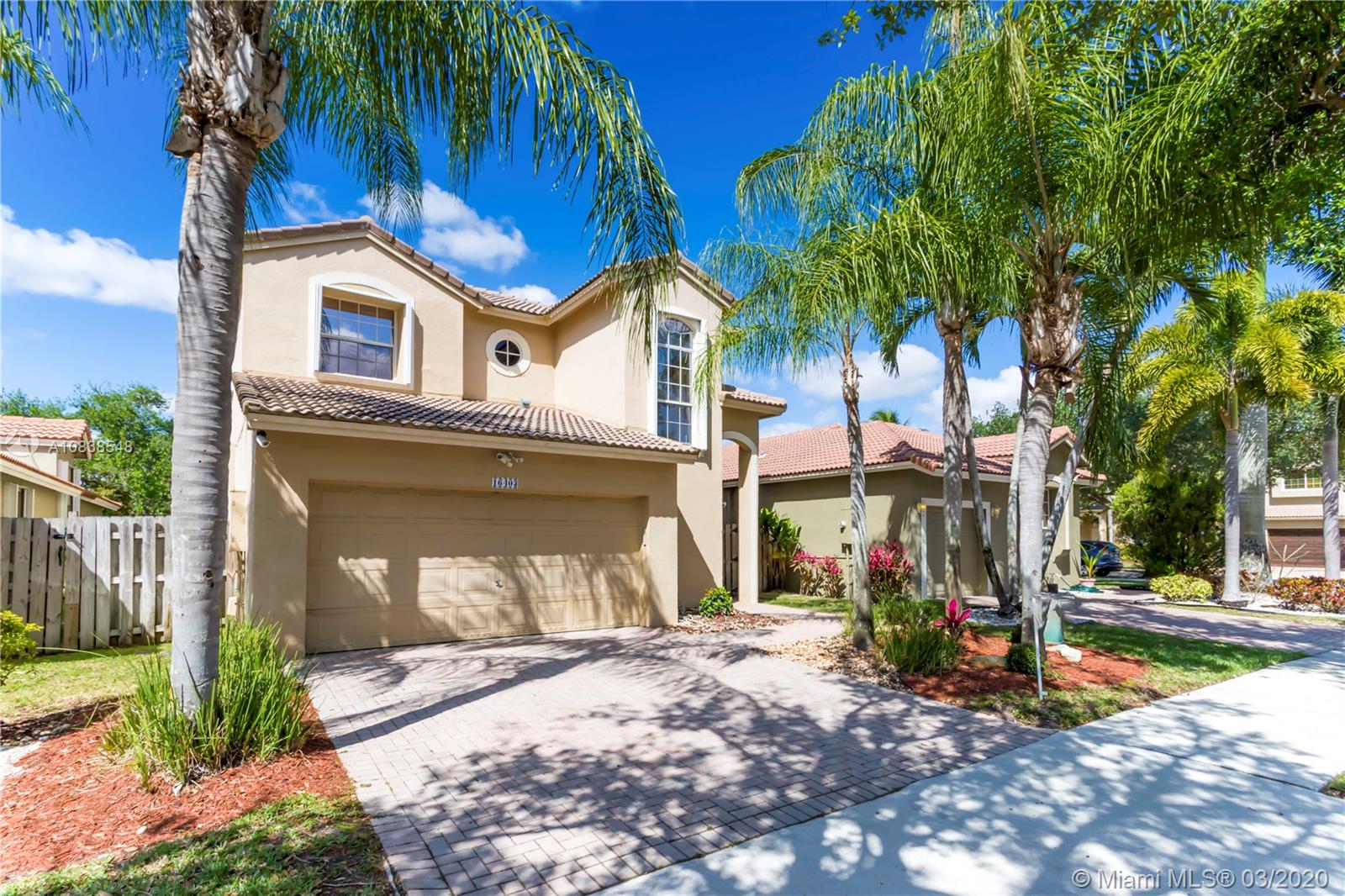 SAPPHIRE SHORES-SAPPHIRE - Residential