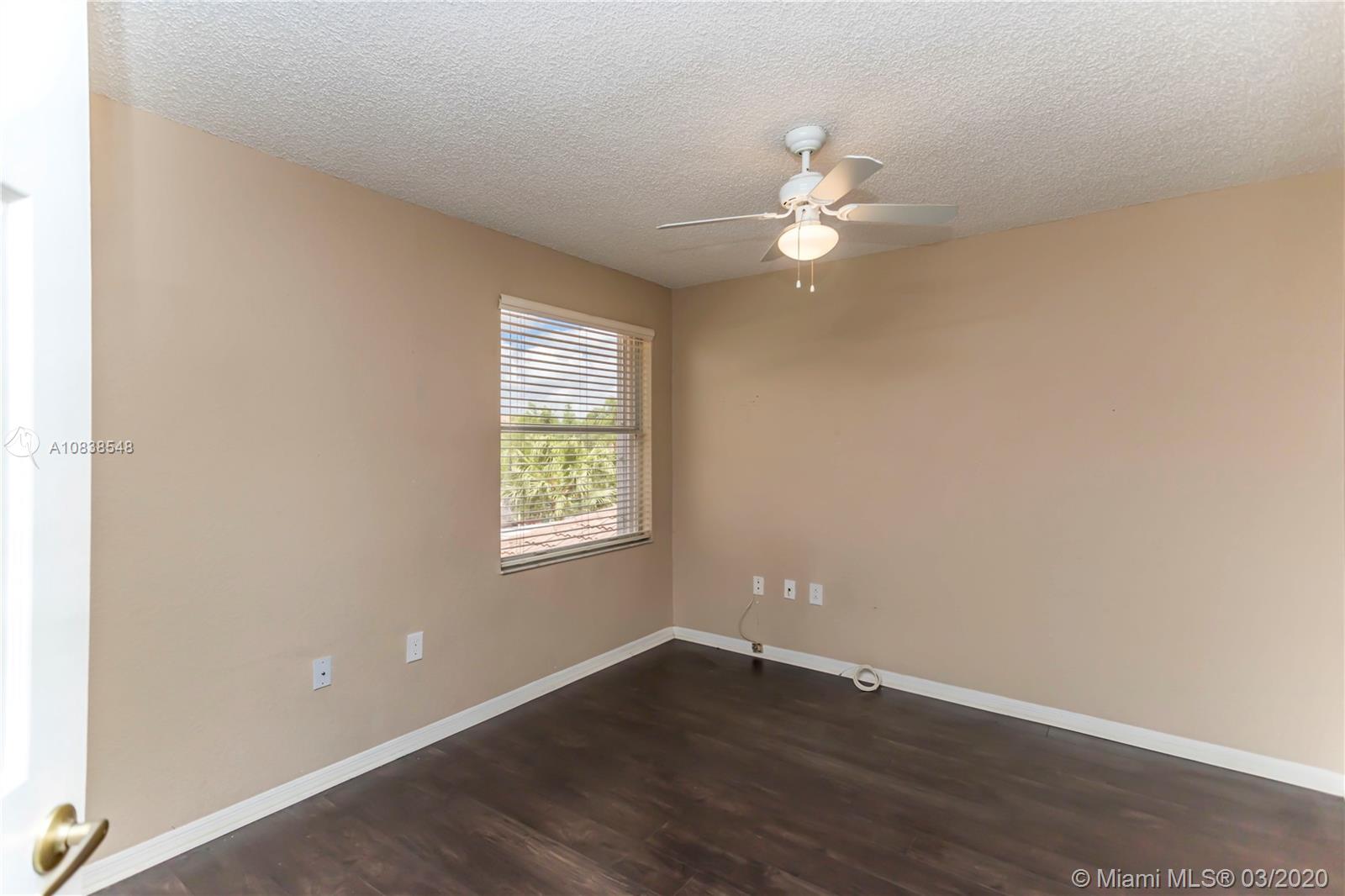 SAPPHIRE SHORES-SAPPHIRE - Residential