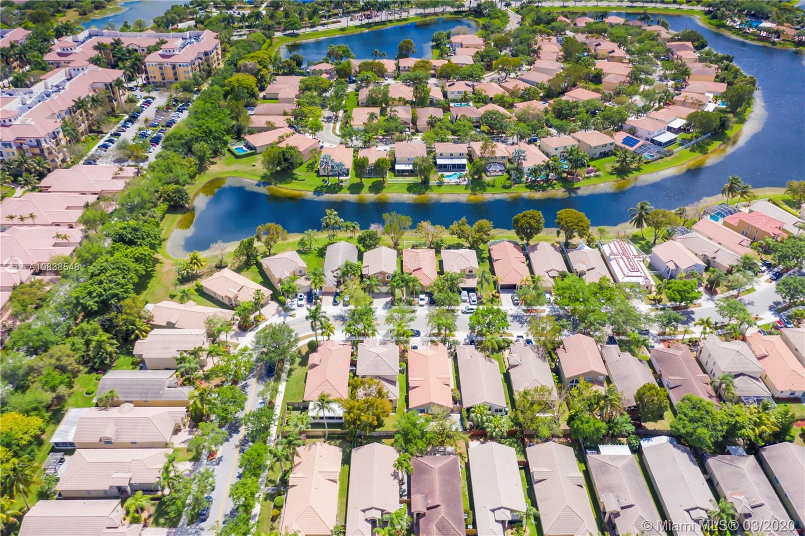 SAPPHIRE SHORES-SAPPHIRE - Residential