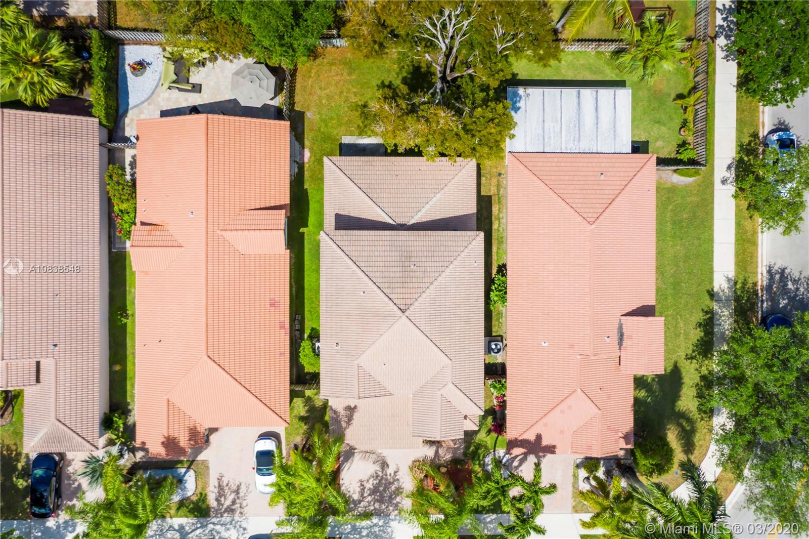 SAPPHIRE SHORES-SAPPHIRE - Residential