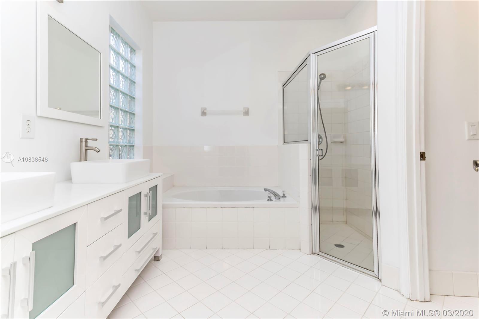 SAPPHIRE SHORES-SAPPHIRE - Residential