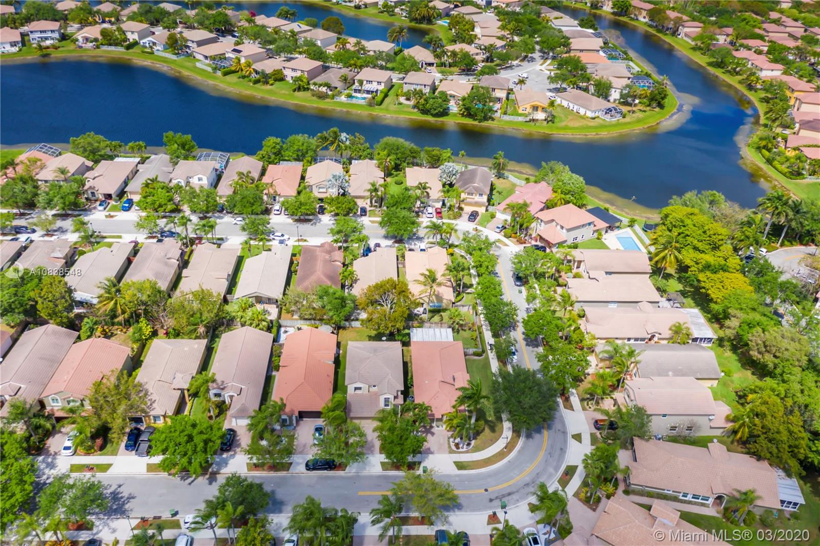 SAPPHIRE SHORES-SAPPHIRE - Residential