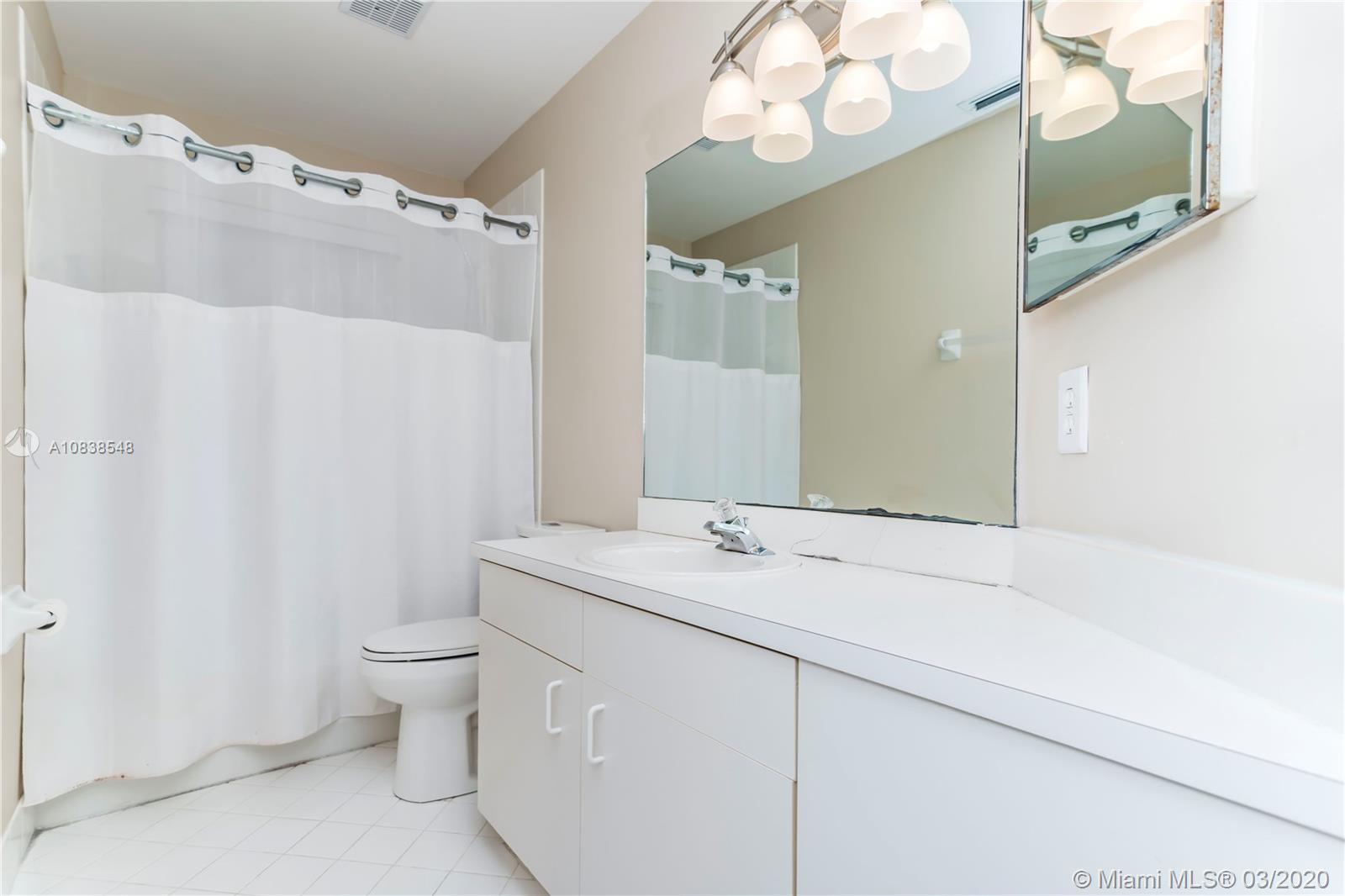 SAPPHIRE SHORES-SAPPHIRE - Residential