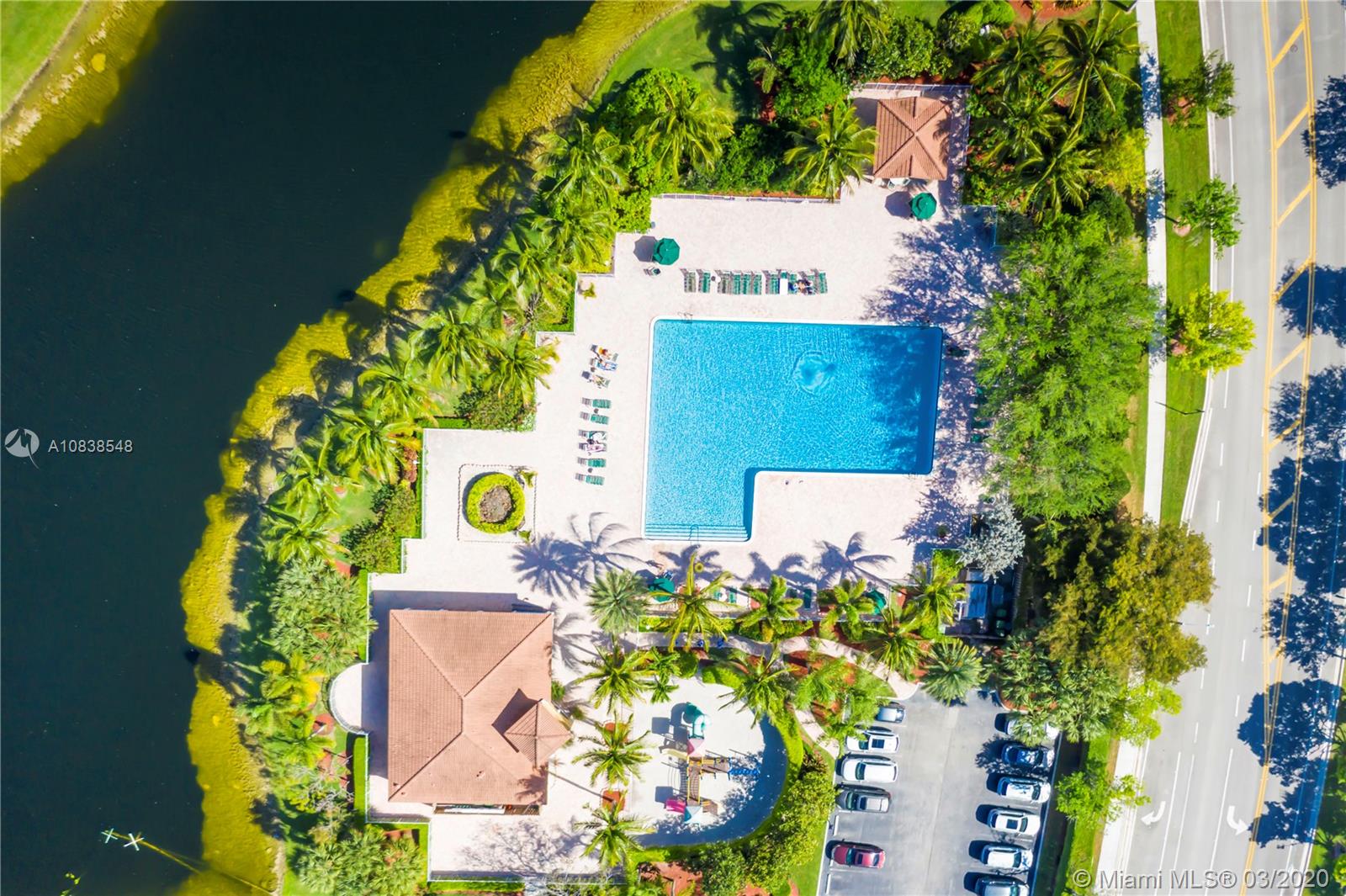 SAPPHIRE SHORES-SAPPHIRE - Residential