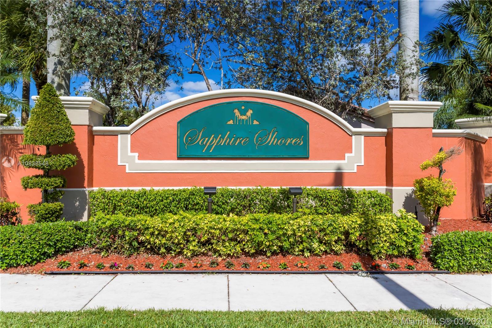 SAPPHIRE SHORES-SAPPHIRE - Residential