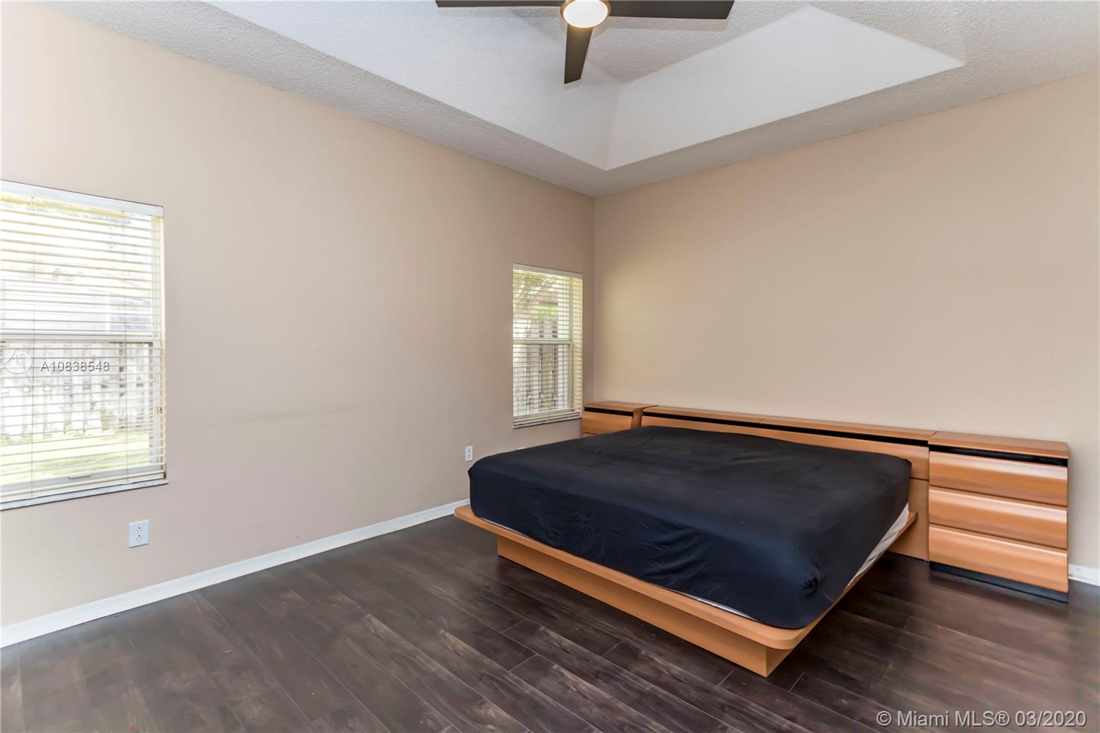 SAPPHIRE SHORES-SAPPHIRE - Residential