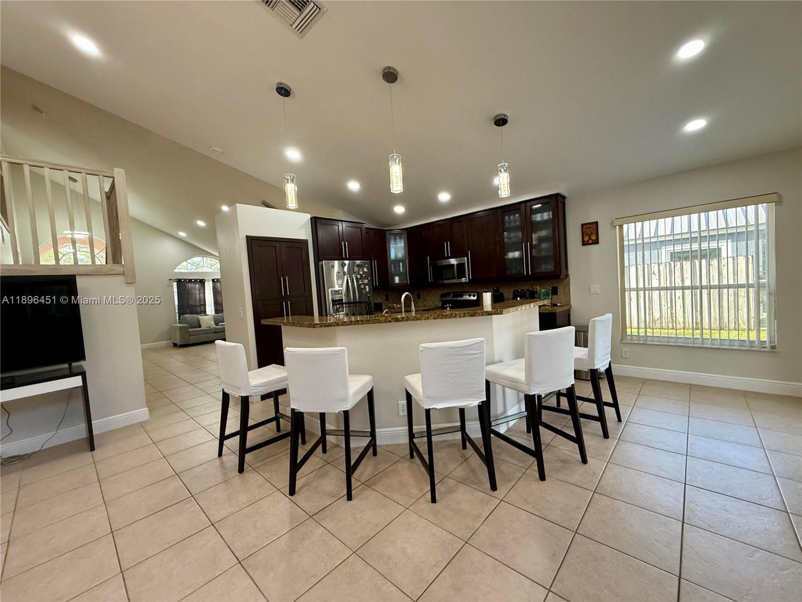 PEMBROKE FALLS PHASE 2 - Residential Lease