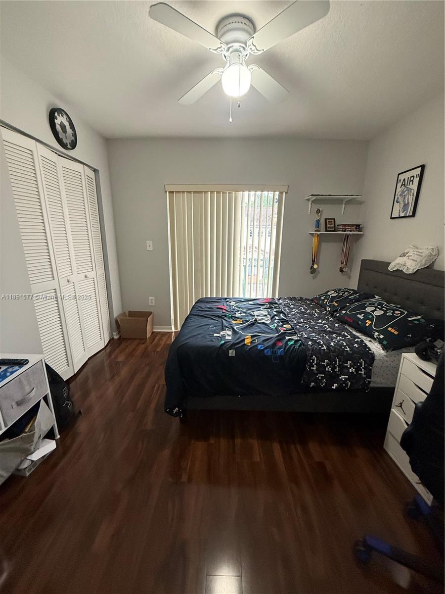 BONITA GOLF VIEW TOWNVILL - Residential