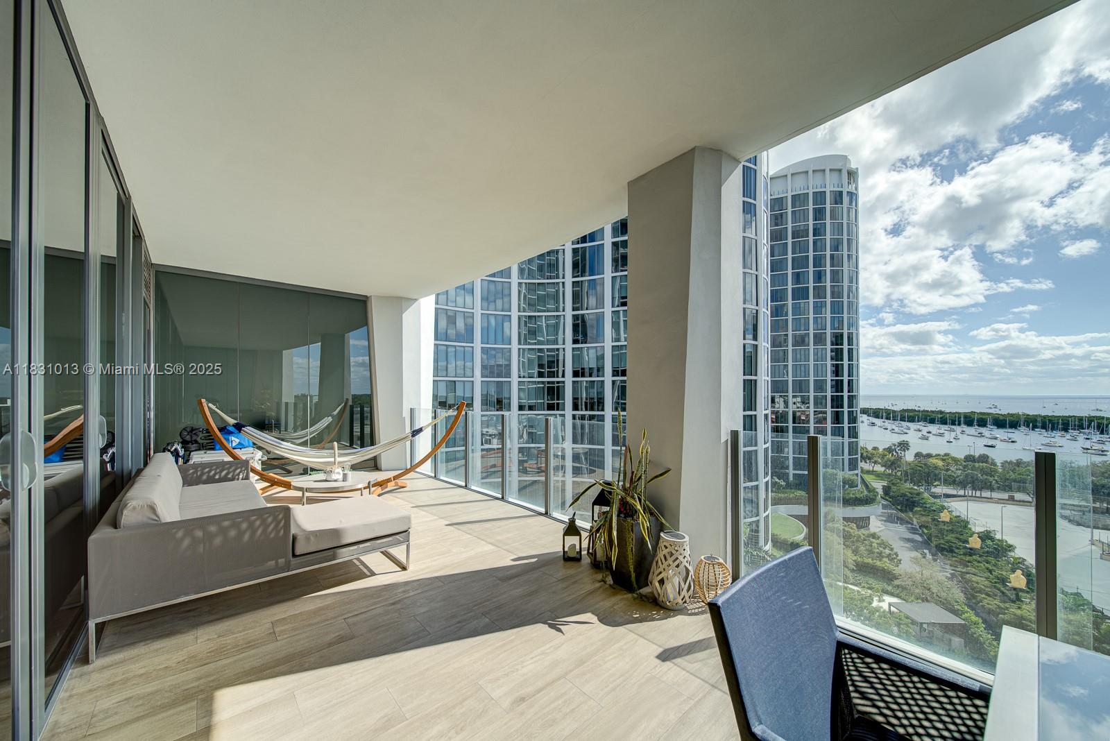 2831 S Bayshore Dr 1002