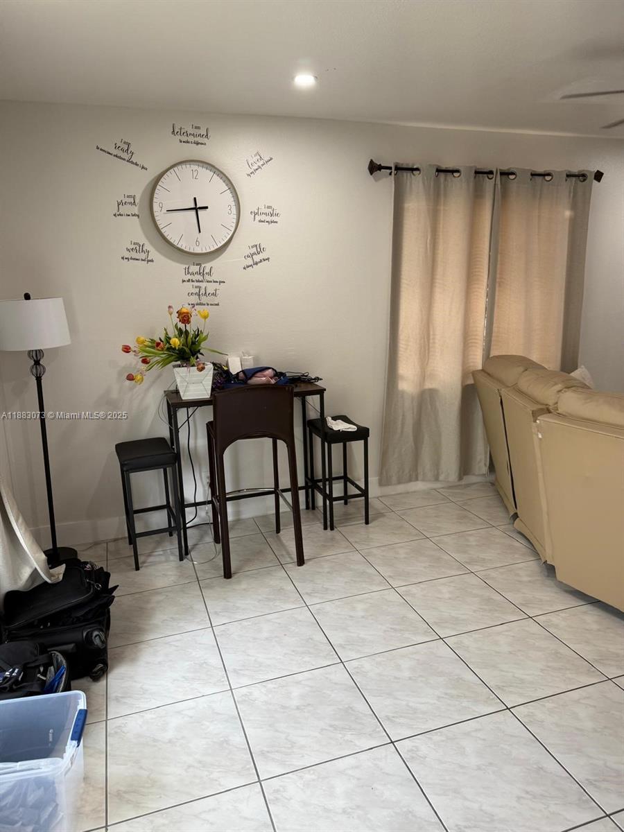 ISLAND VIEW - Residential Lease
