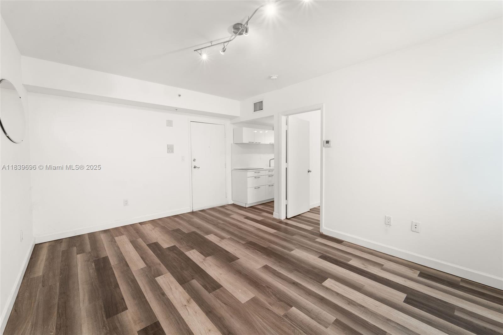 1550 Drexel Ave 103
