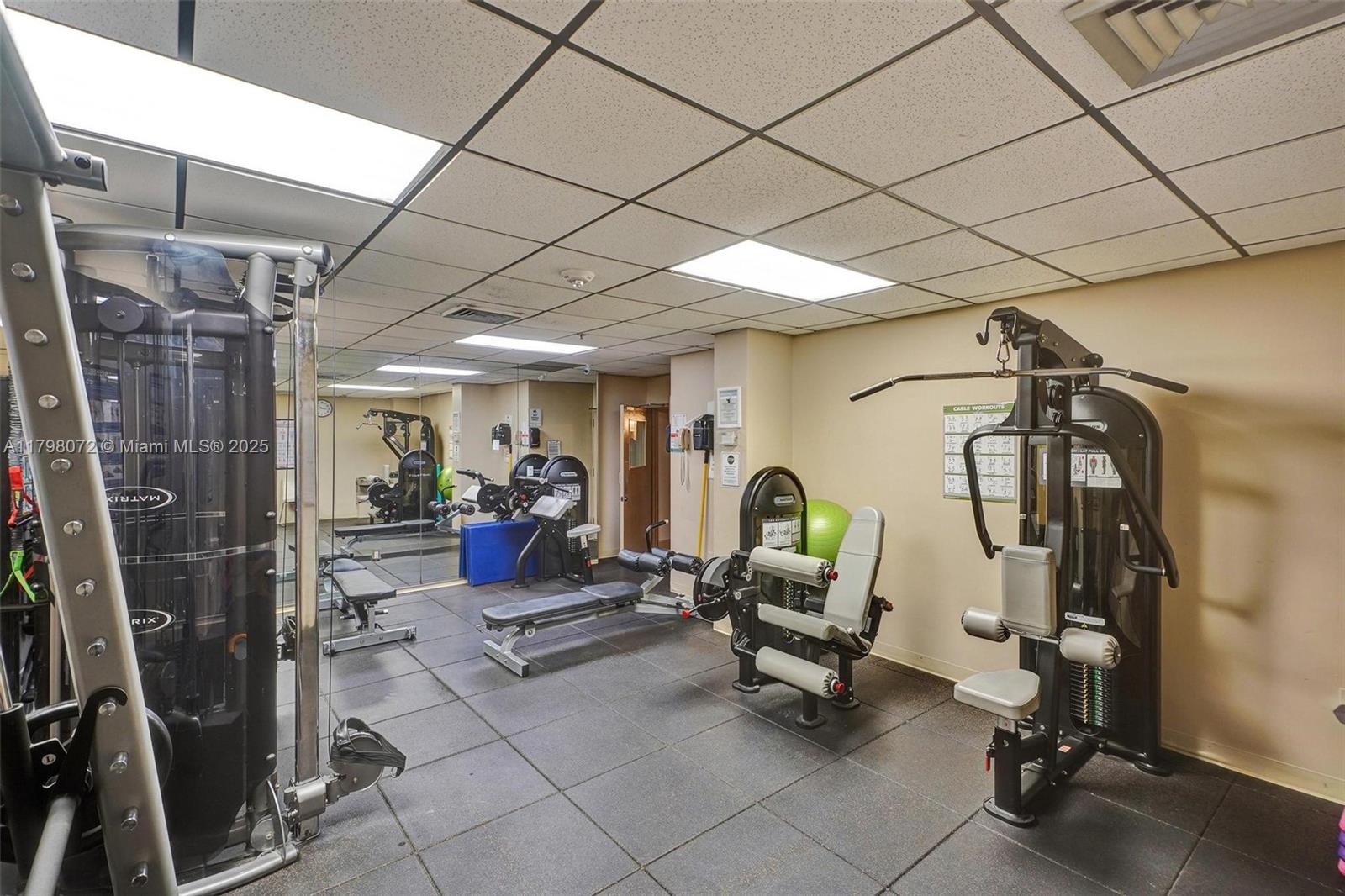 SUMMIT CONDO - Residential