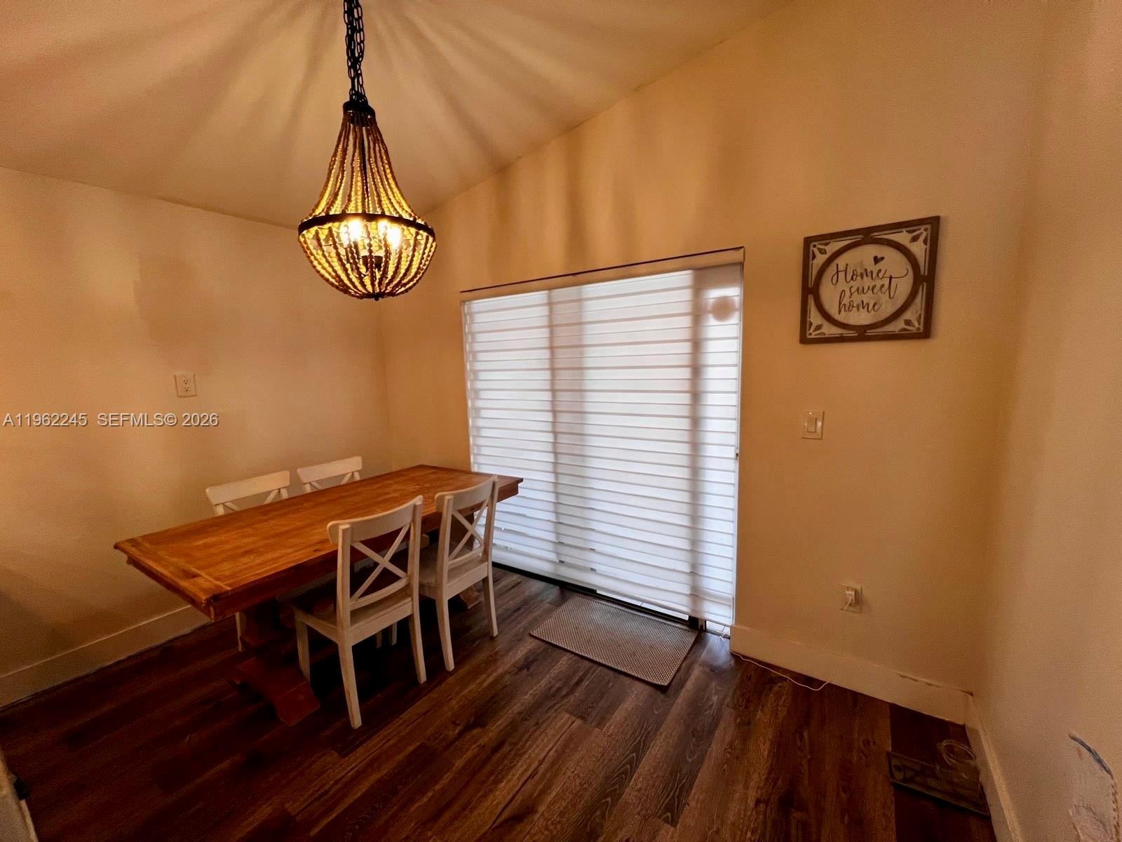 EL PRADO BY THE LAKE - Residential