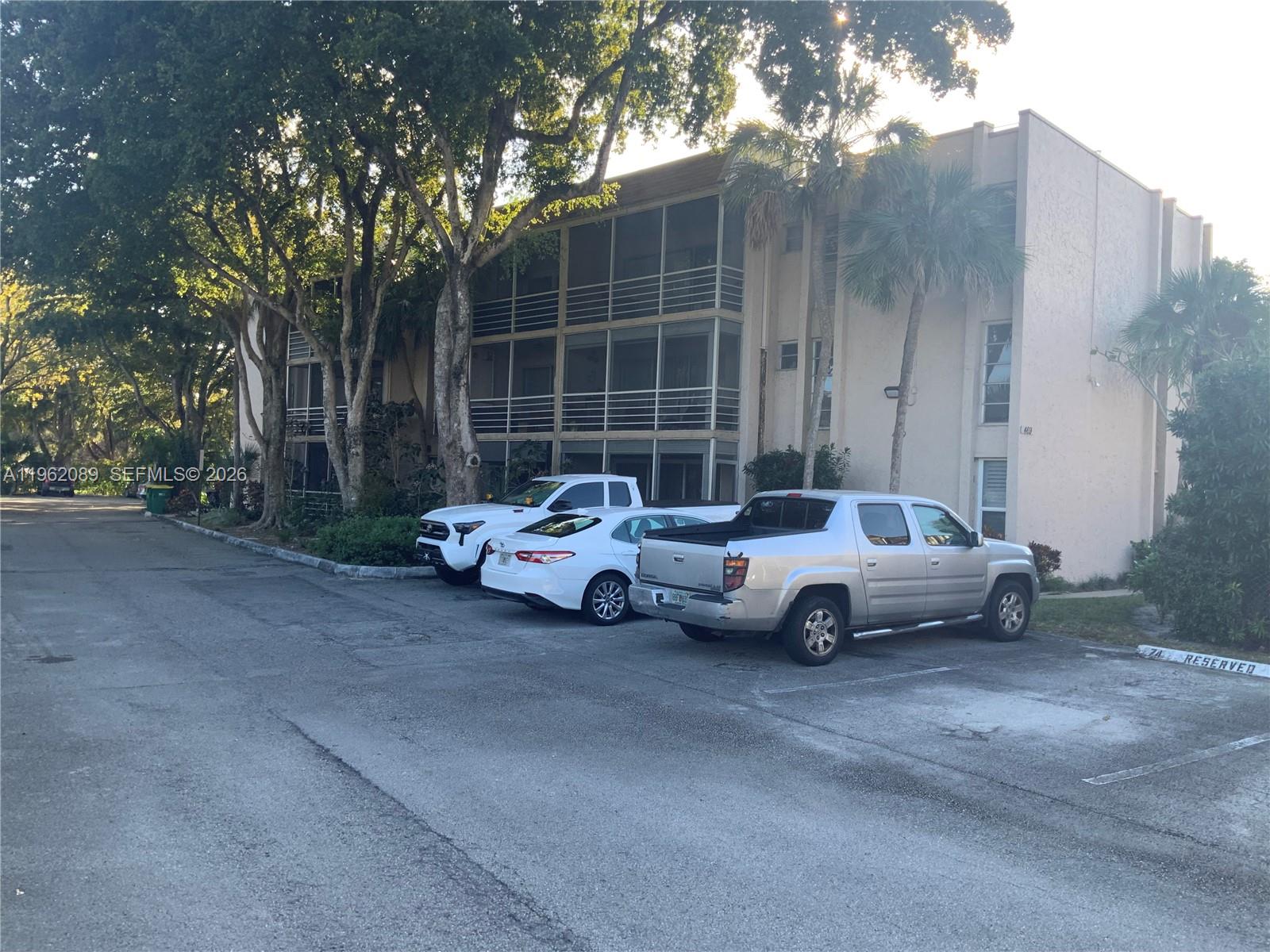 PLANTATION PINES PHASE 1 - Residential