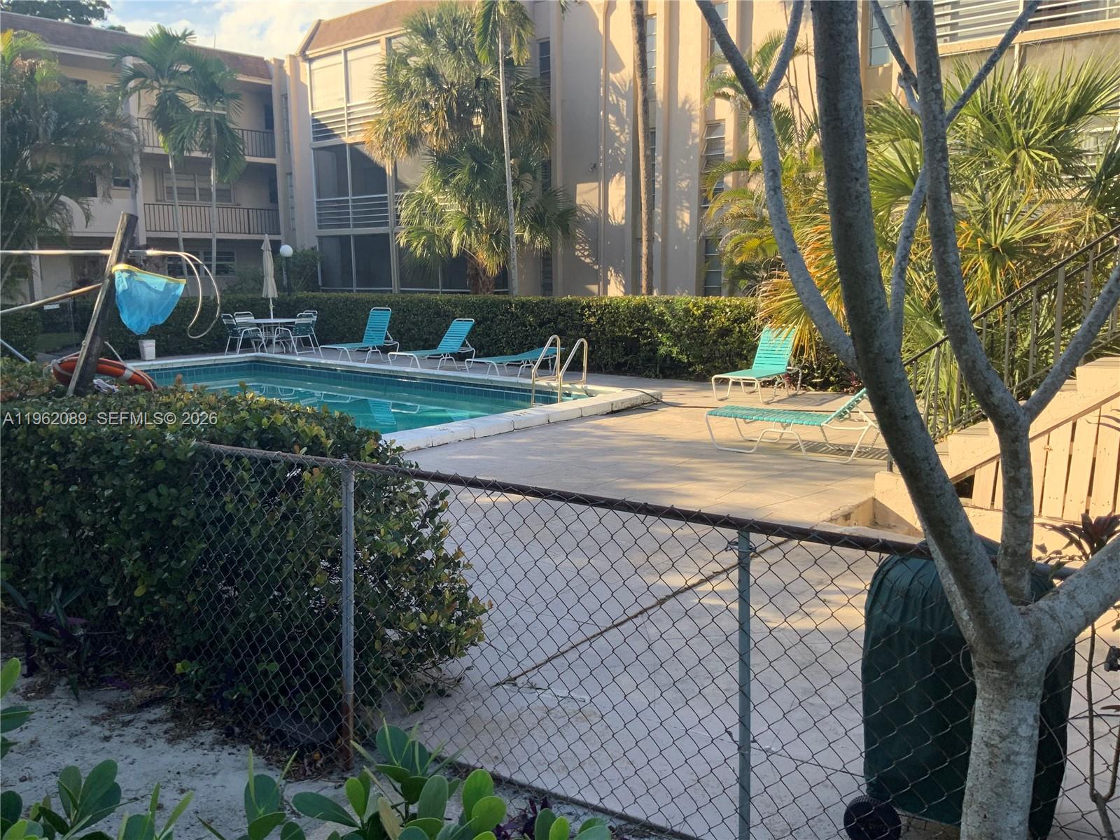 PLANTATION PINES PHASE 1 - Residential