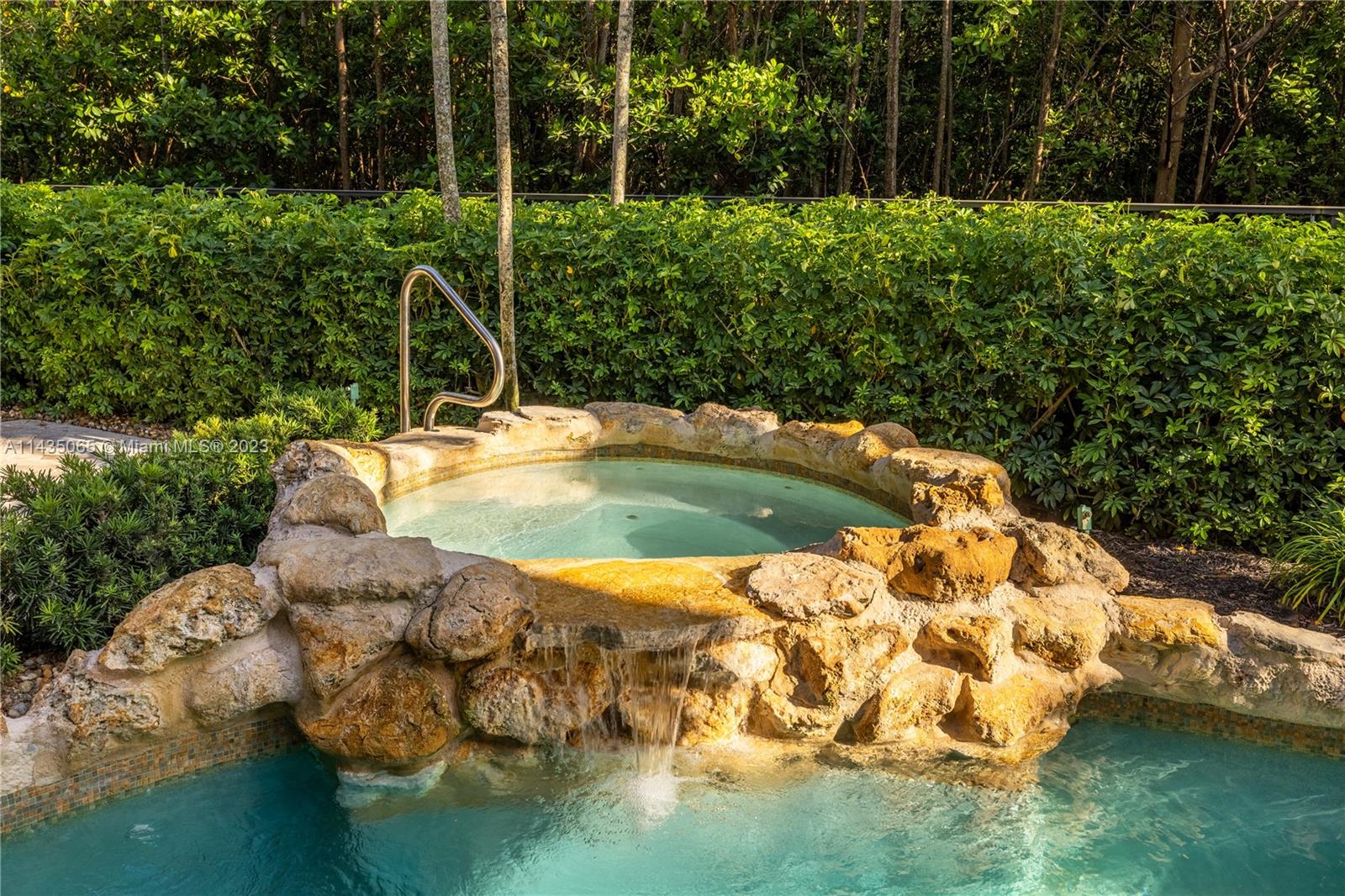 OCEAN COVE - Residential