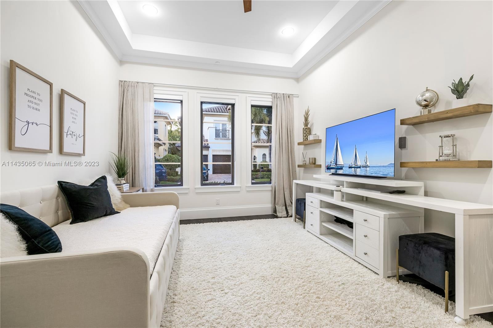 OCEAN COVE - Residential