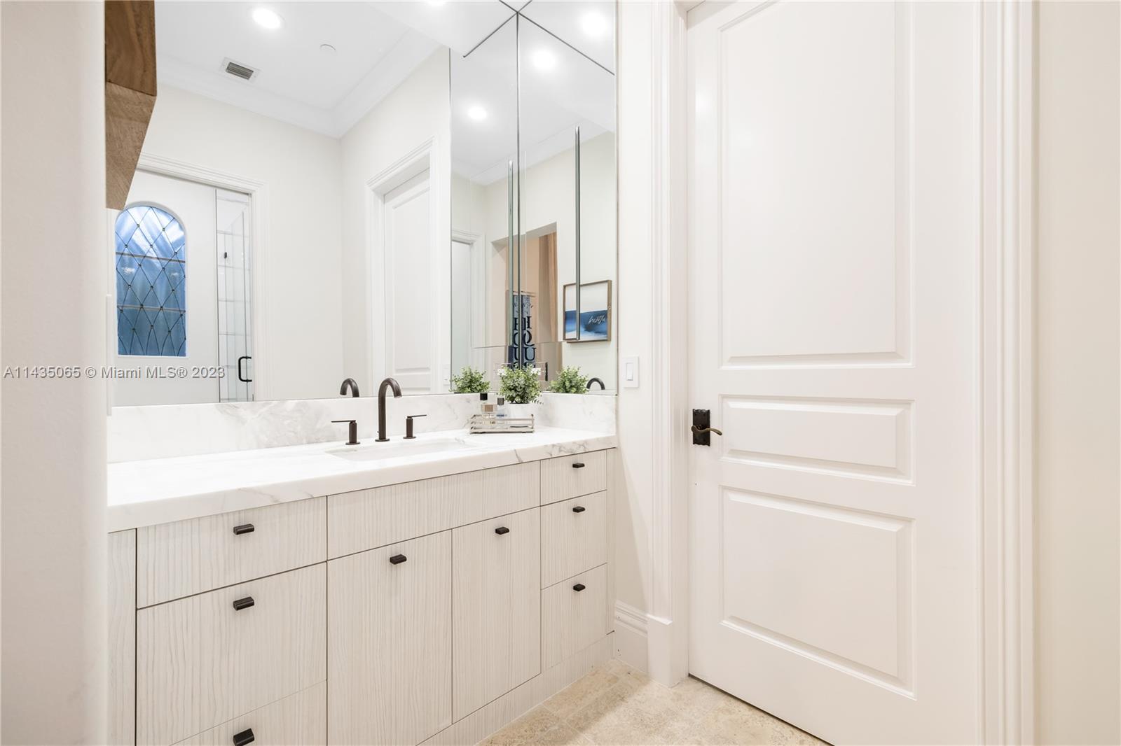 OCEAN COVE - Residential