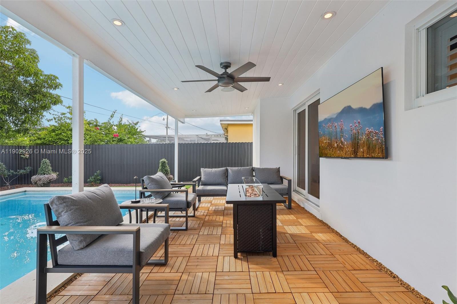 WESTBROOKE GARDENS - Residential