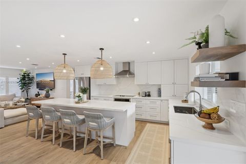 2105 SW 98th Ave Miami FL 33165