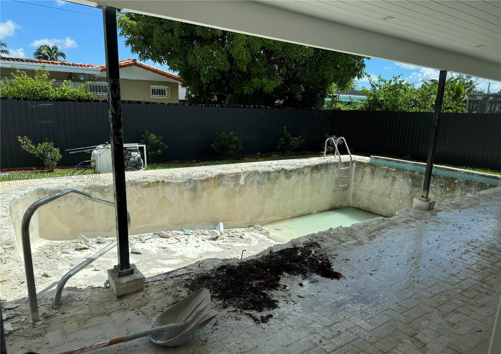 WESTBROOKE GARDENS - Residential