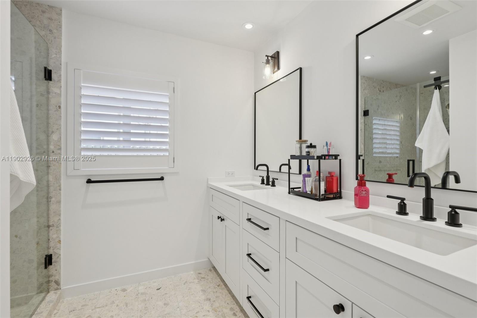 WESTBROOKE GARDENS - Residential