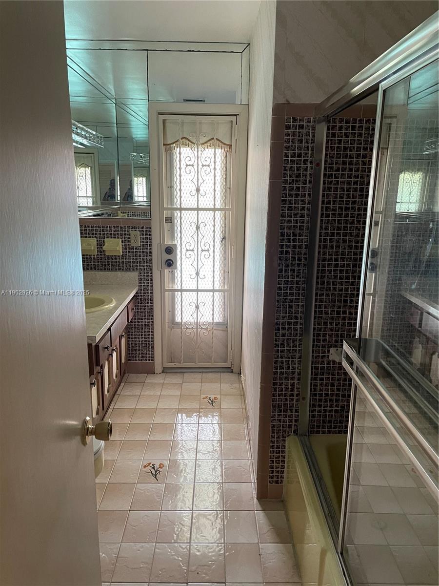 WESTBROOKE GARDENS - Residential