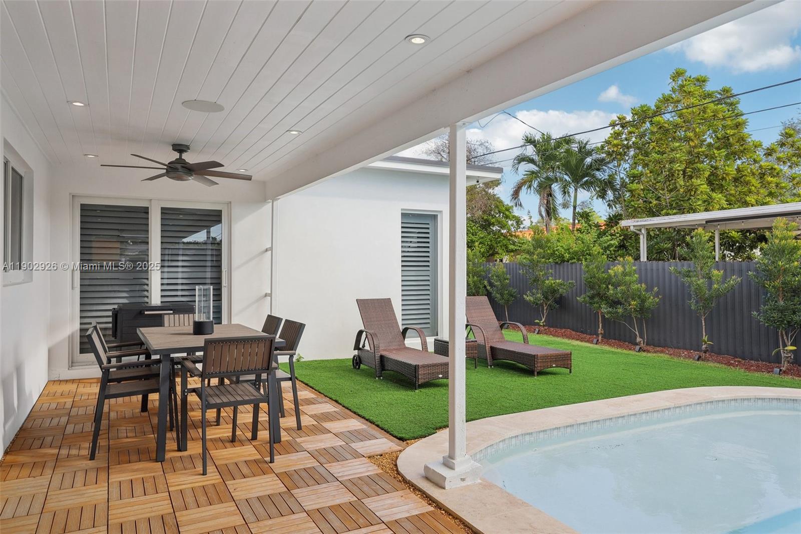 WESTBROOKE GARDENS - Residential
