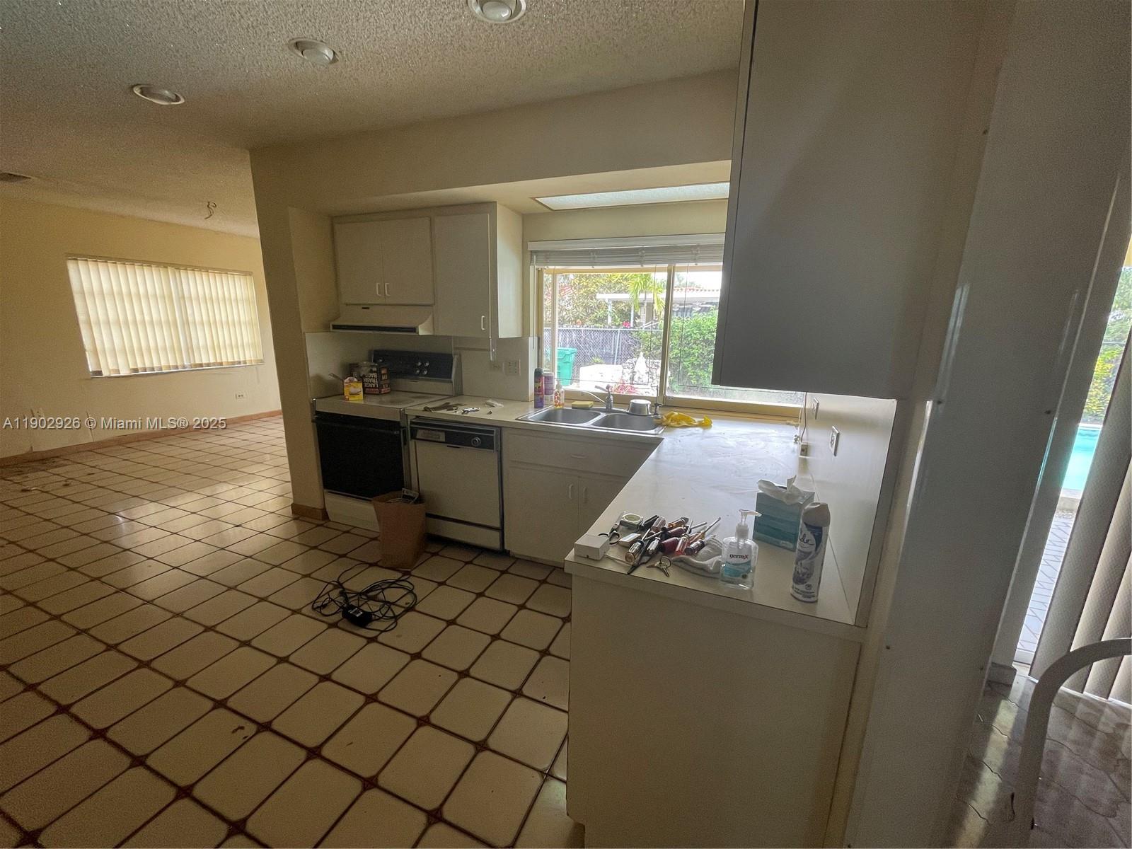 WESTBROOKE GARDENS - Residential