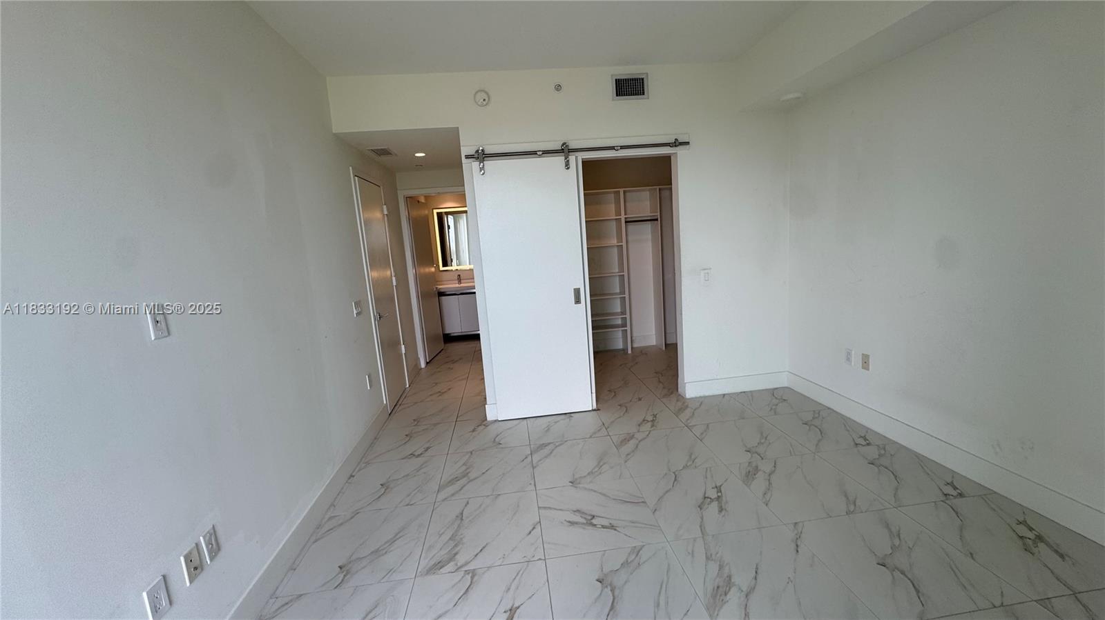 METROPICA NORTH TOWER ONE - Residential Lease