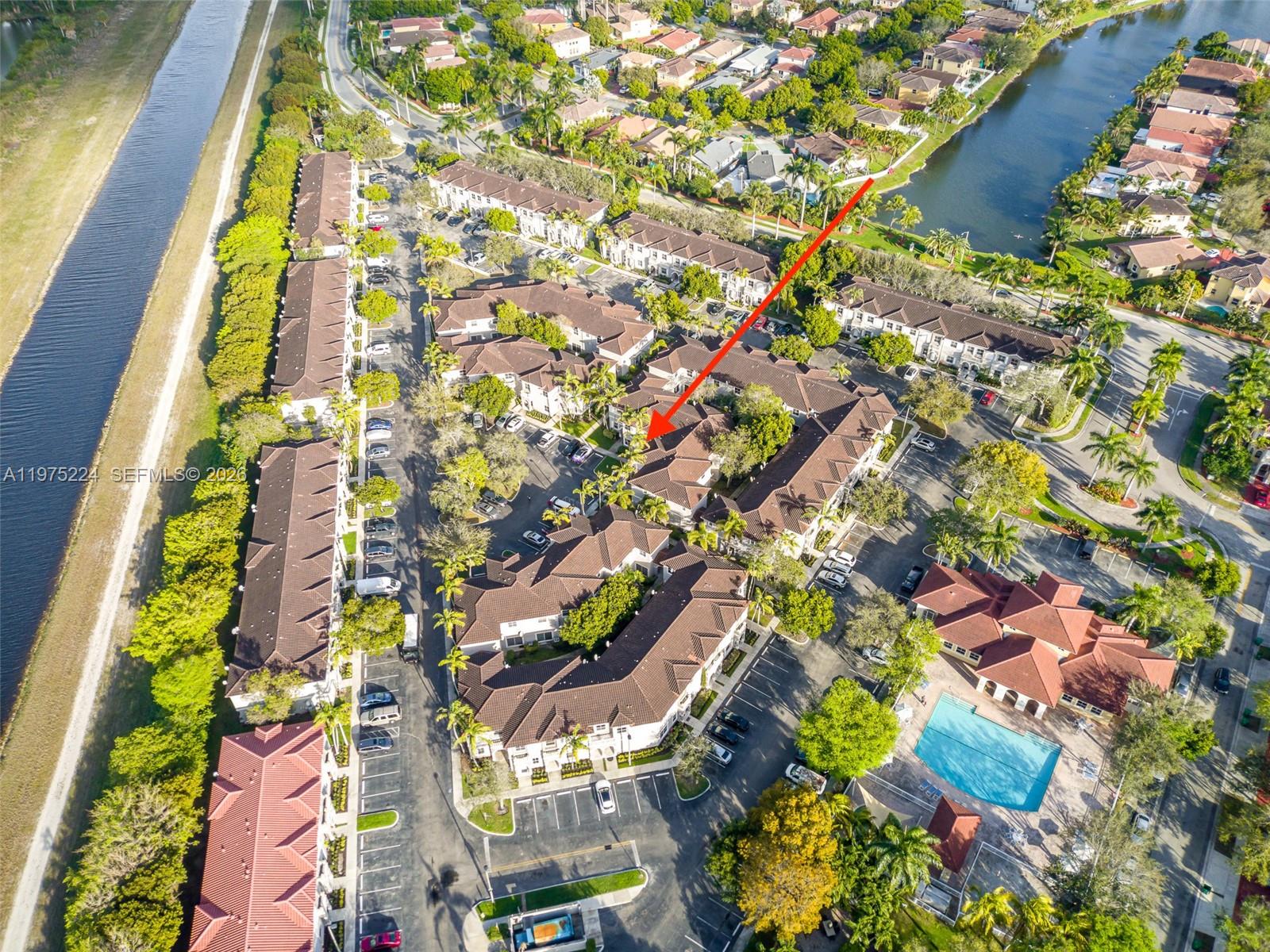 LAS TERRAZAS AT VIZCAYA C - Residential