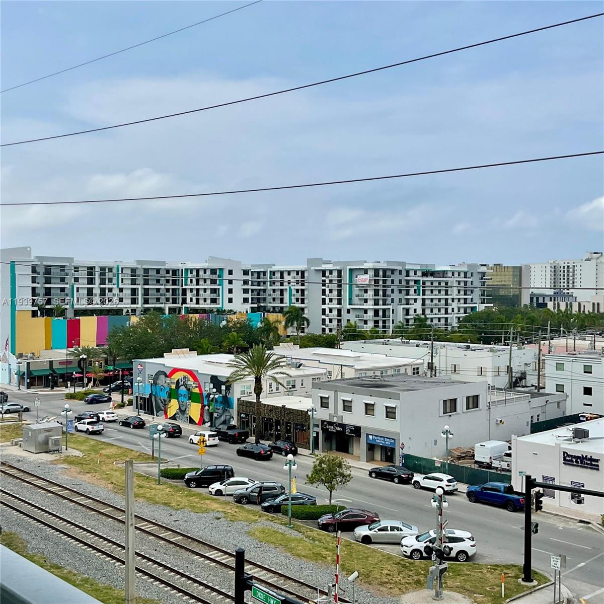 HOLLYWOOD STATION RES CON - Residential