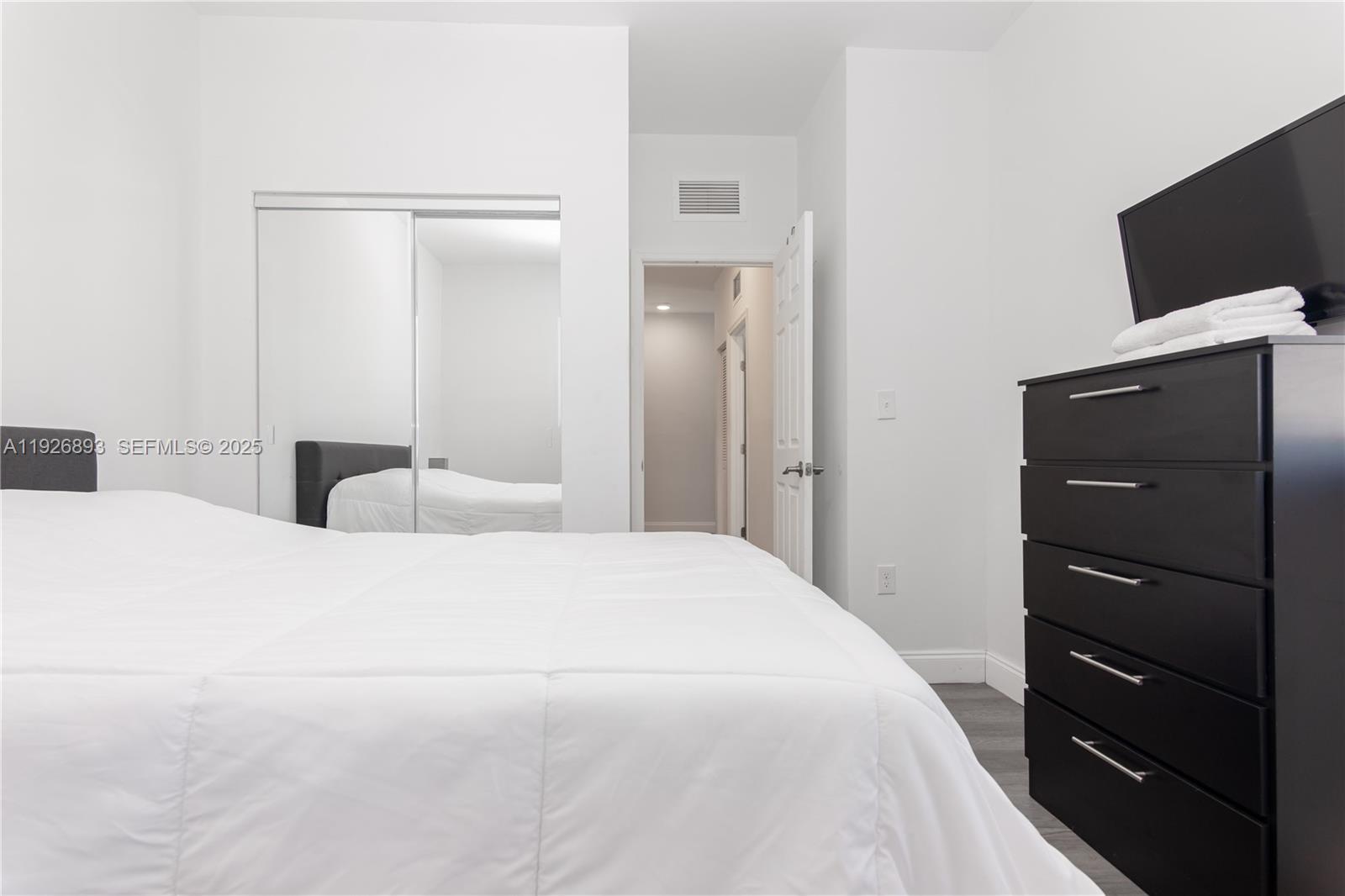 RIVER PARK - Residential Income