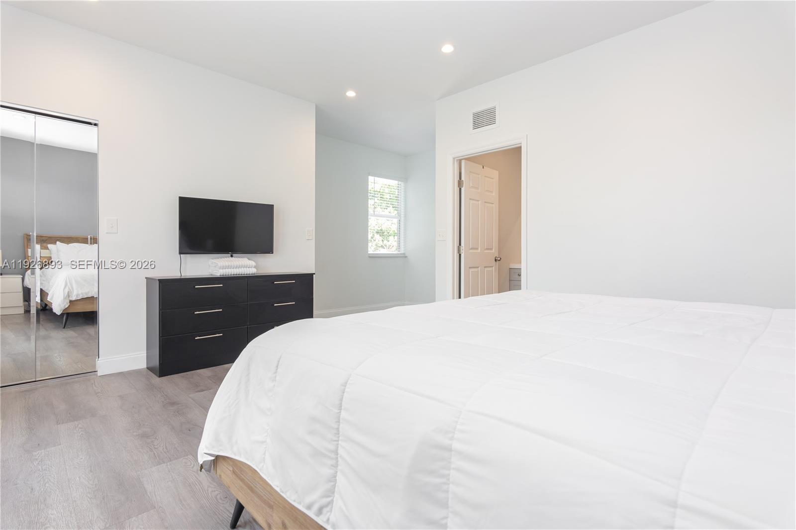 RIVER PARK - Residential Income