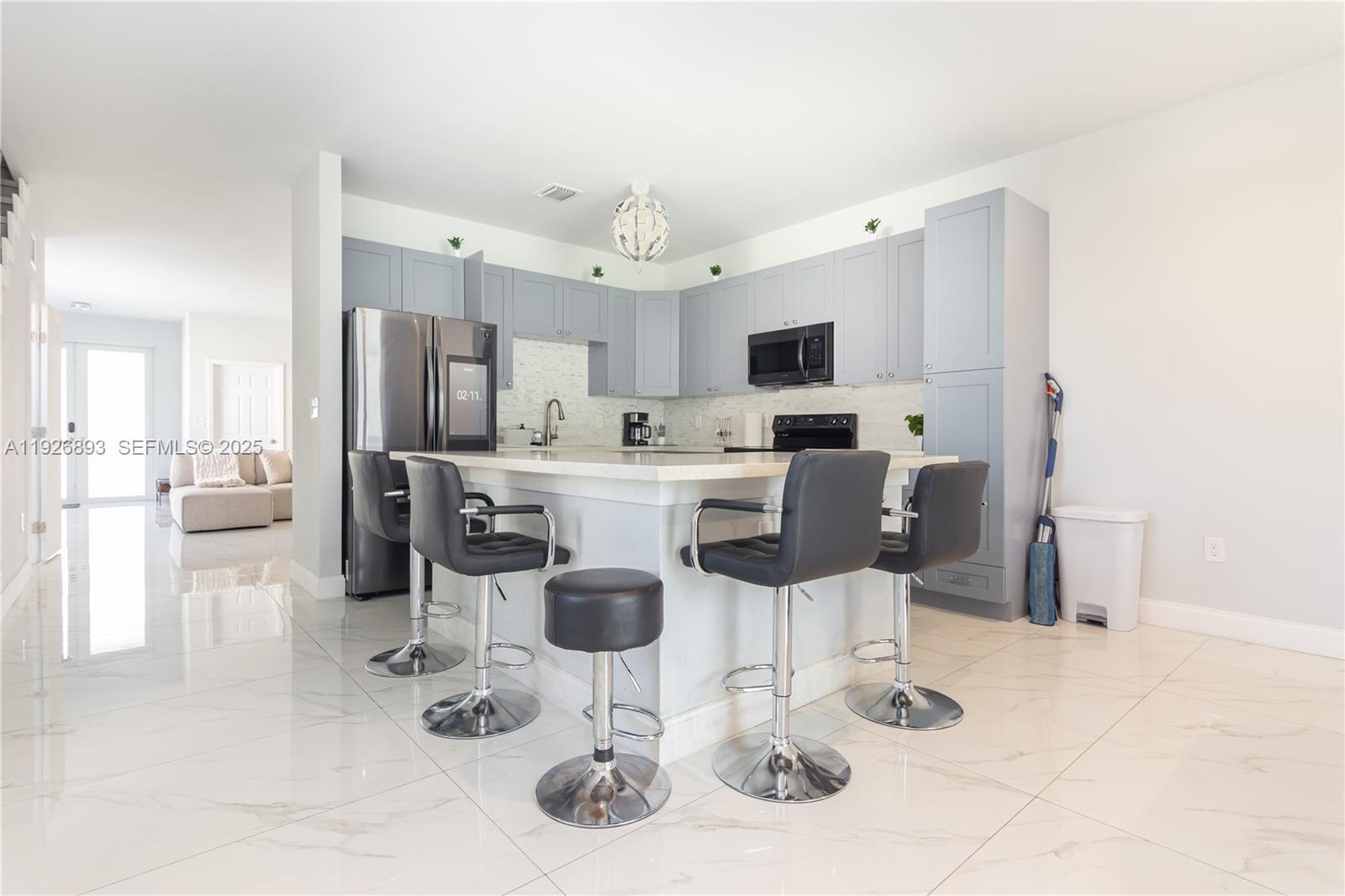 RIVER PARK - Residential Income