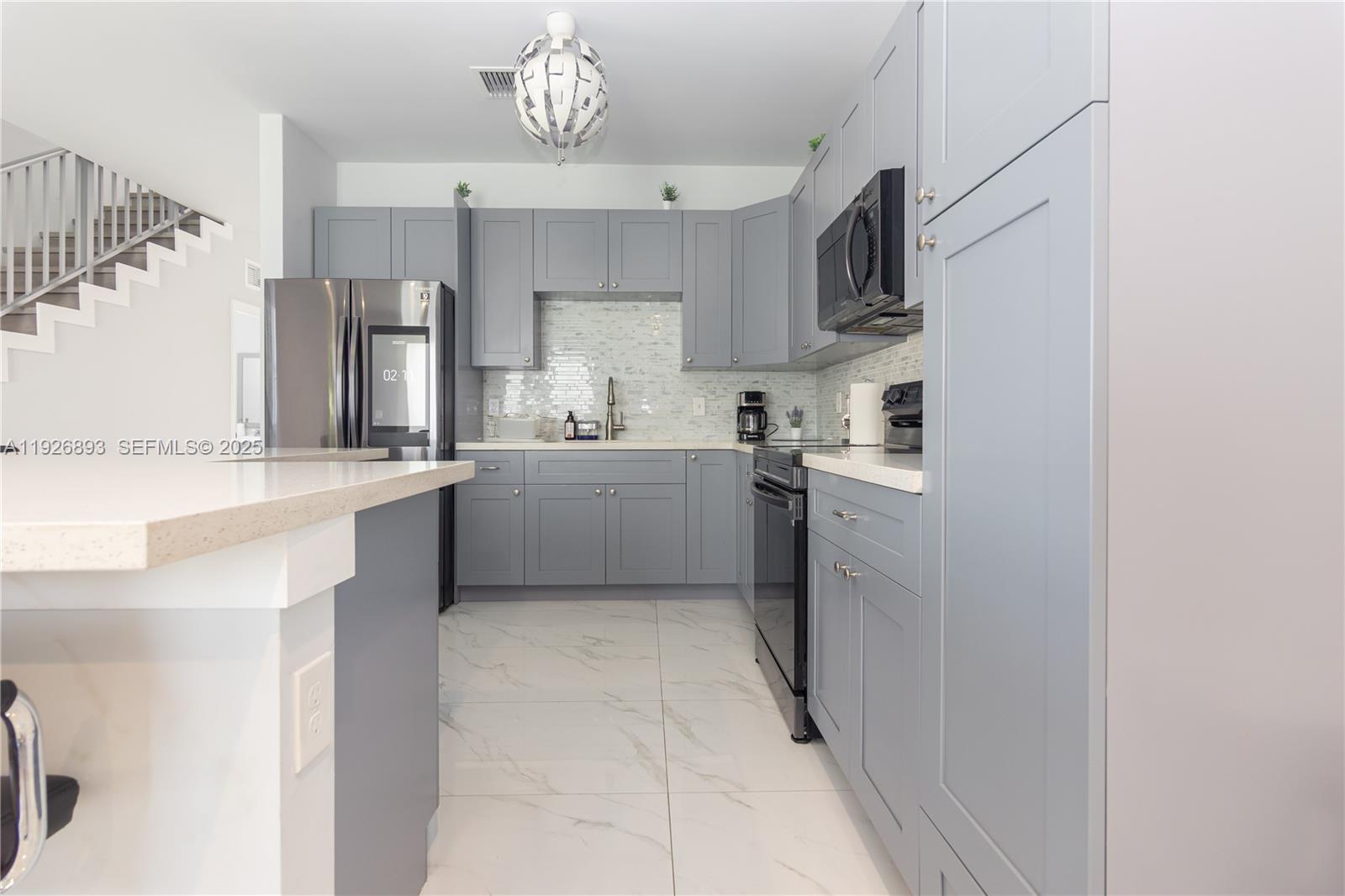 RIVER PARK - Residential Income