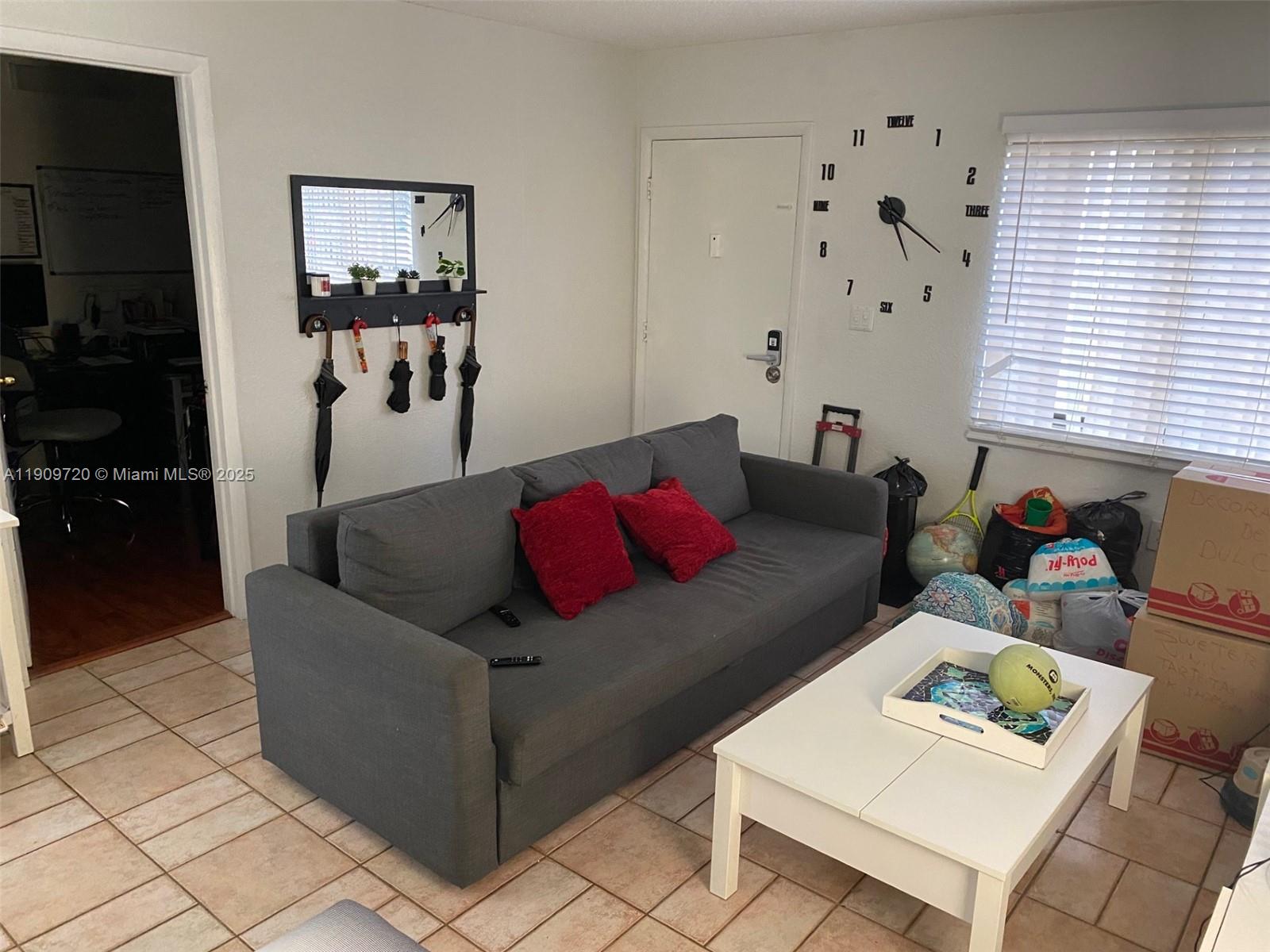 HORIZONS WEST CONDO #4 - Residential Lease